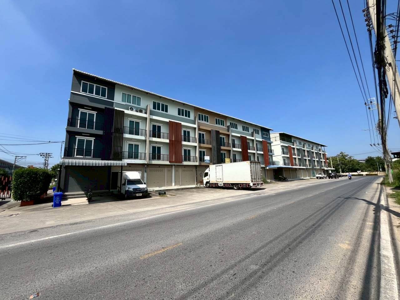 ��� �Ҥ�þҳԪ�� 4 ��� ��ѧ��� ˹�ҷҧ��������ҹ ����ѹ 22 �������Թ��� �ҧ�˭�